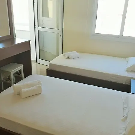 44 Tsimintia Court Appartement